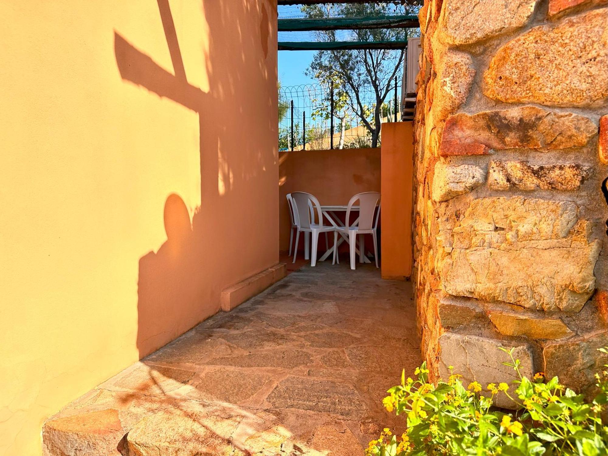 Patio On The Simius